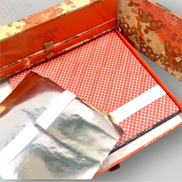 Origami Deluxe Book & Gift Set Tools Included! - Picture 8 of 11